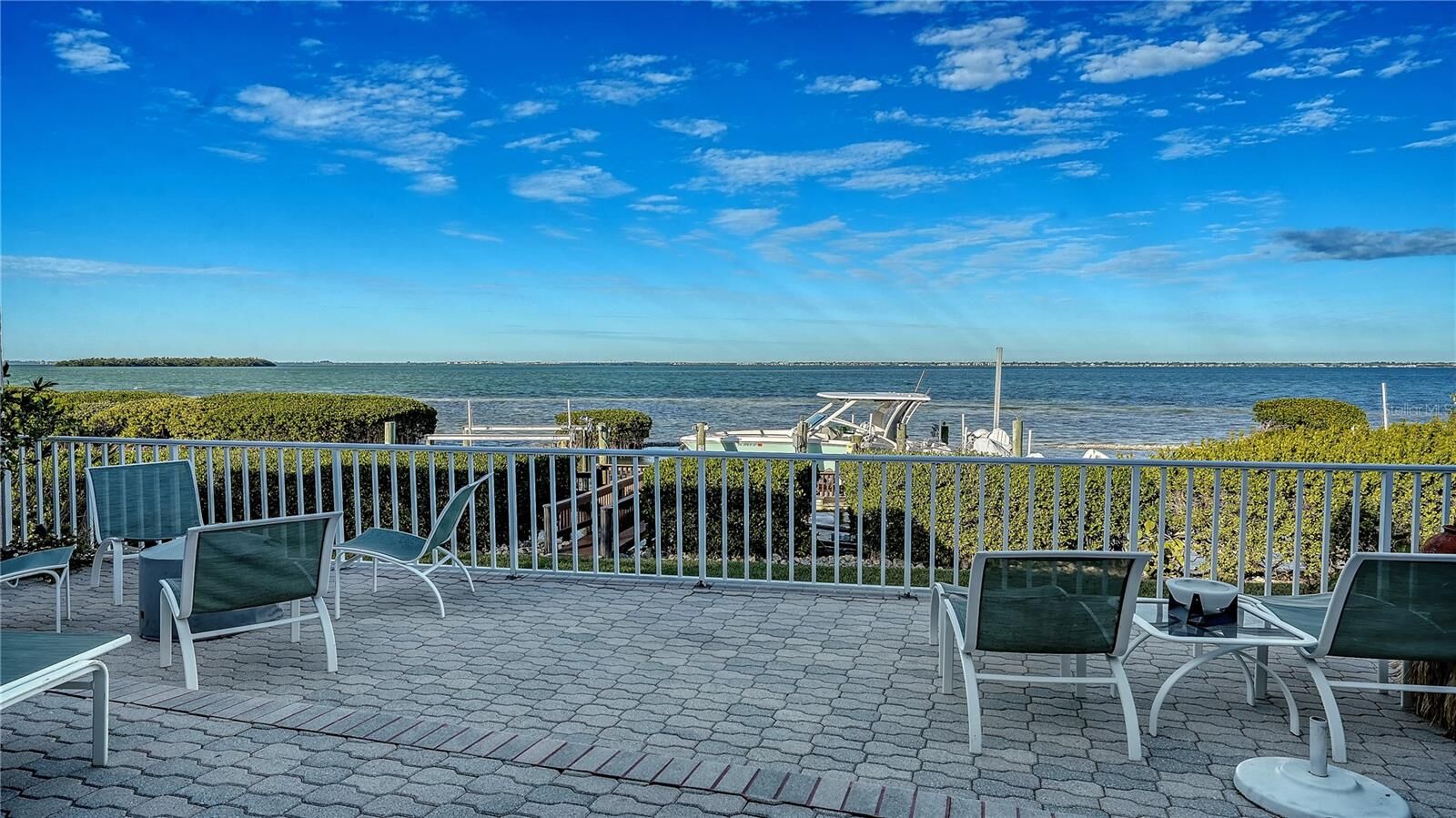 Property Photo:  3530 Mistletoe Lane  FL 34228 