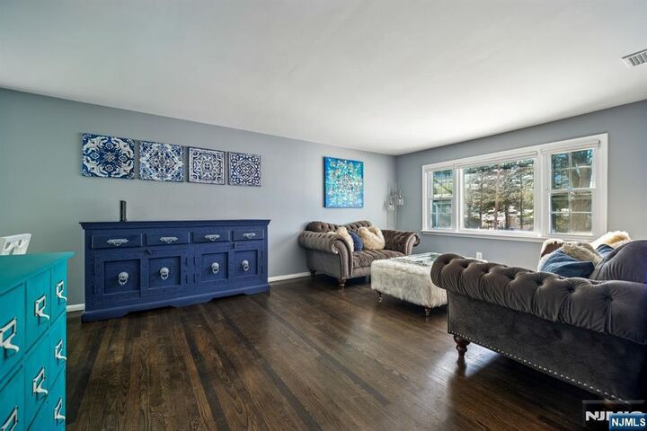 Property Photo:  16 Windsor Drive  NJ 07656 