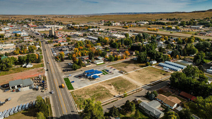 Property Photo:  2533 Coffeen Avenue  WY 82801 