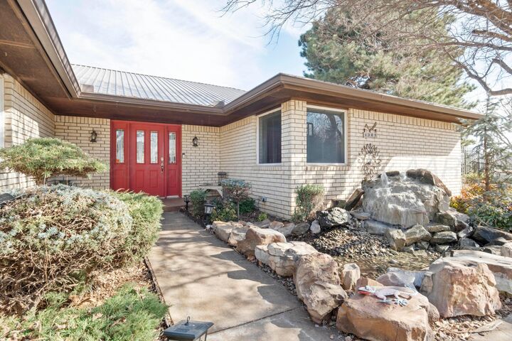 Property Photo:  1305 S Ponderosa  TX 79096 