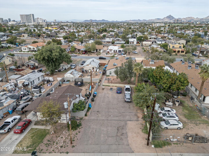 Property Photo: 1421 E Fillmore Street AZ 85006
