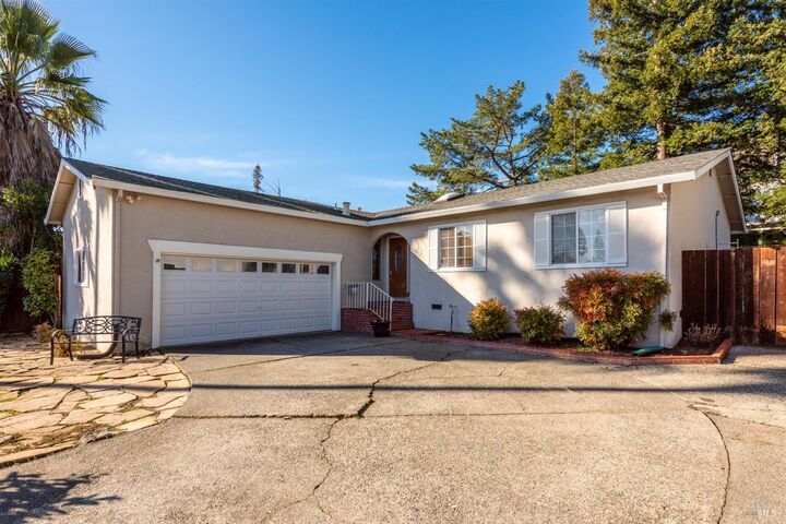 Property Photo:  45 Buena Vista  CA 94947 