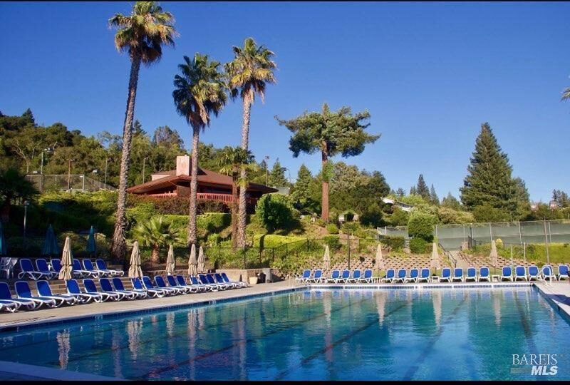 Property Photo:  4980 Carriage Lane  CA 95403 