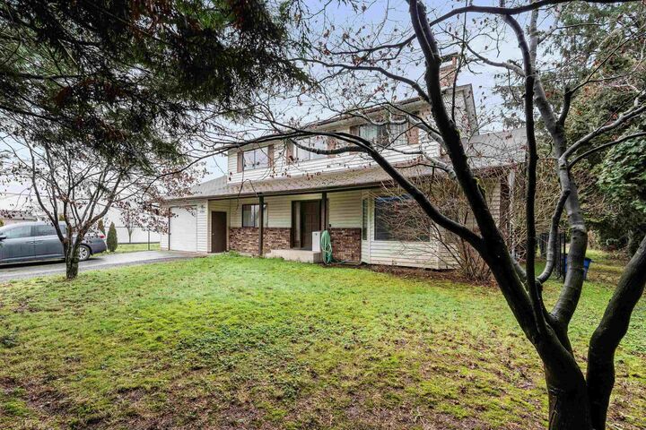 6396 Sumas Prairie Road — photo 1
