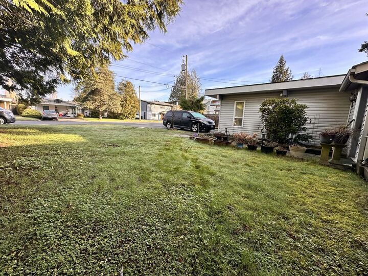 Property Photo: 22670 Brown Avenue BC V2X 3R5