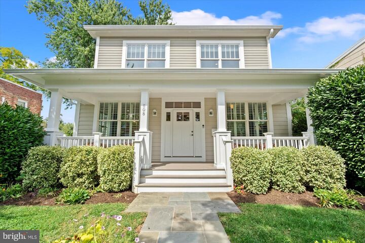 Property Photo:  508 E Custis Avenue  VA 22301 