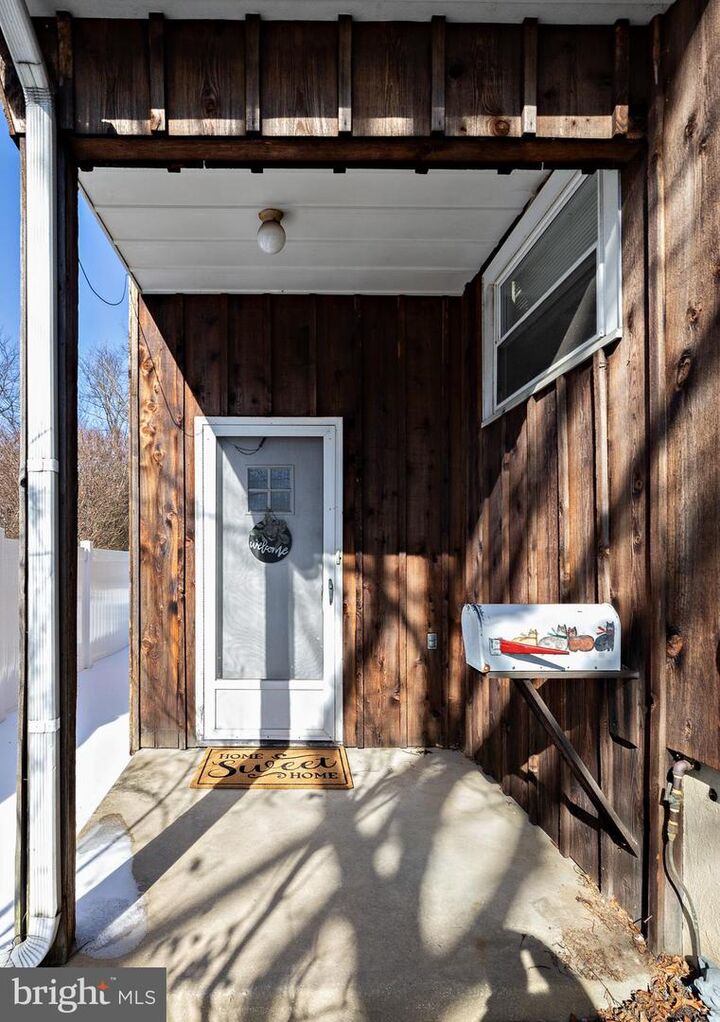 Property Photo:  1927 Wayne Avenue  NJ 08035 