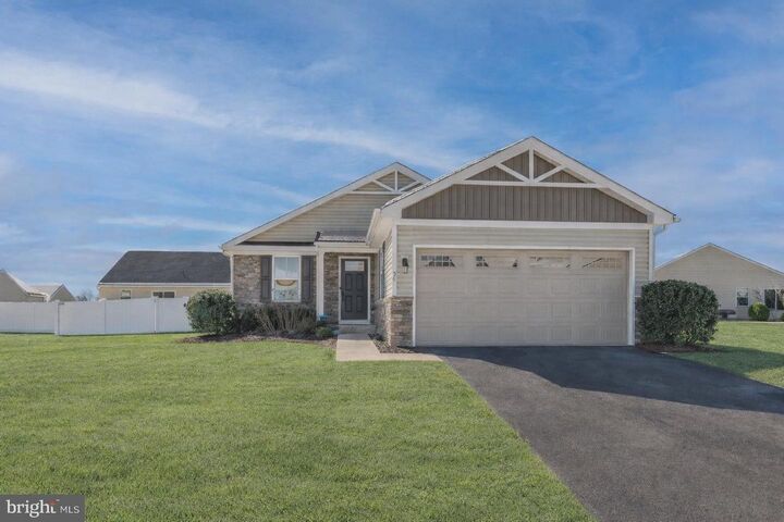 Property Photo:  54 Norfolk Lane  WV 25405 