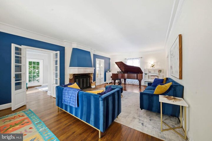 Property Photo:  3609 Greenway  MD 21218 