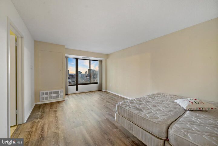 Property Photo:  2001 Hamilton 2016  PA 19130 