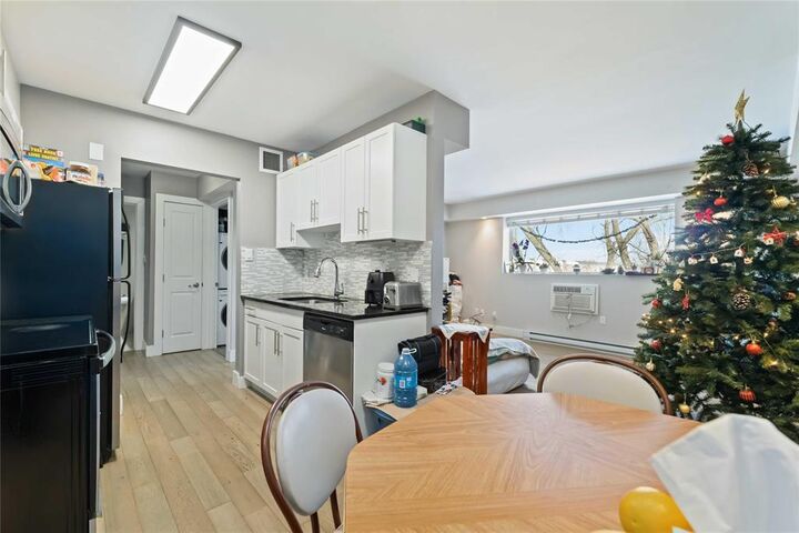 Photo de la propriété: 100 Killarney Avenue MB R3T 3B2