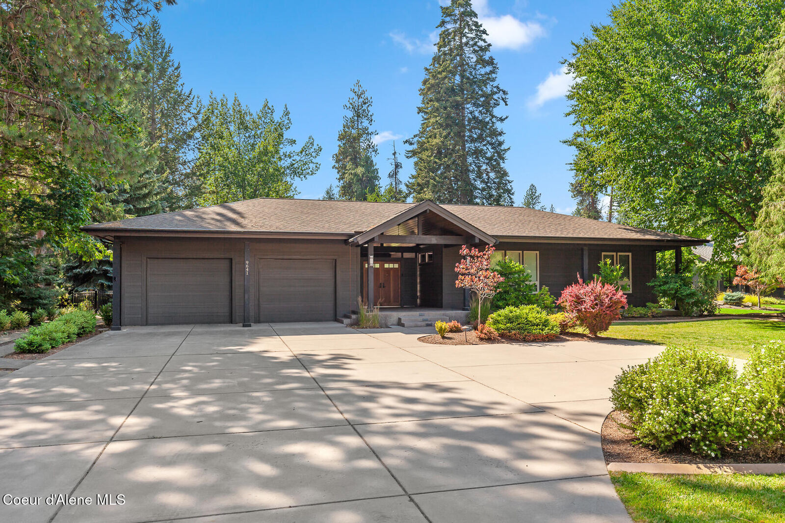 Property Photo:  9641 N Easy St  ID 83835 