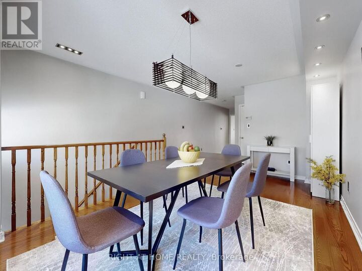 Property Photo:  49 Wilkes Crescent  ON M1L 0B4 