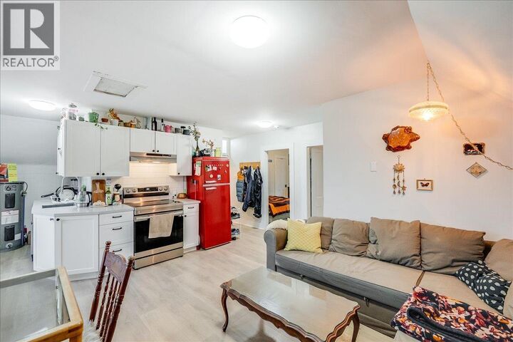 Property Photo:  712 Josephine Street  BC V1L 1W9 