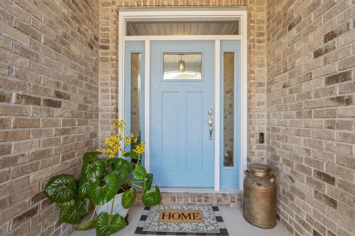 Property Photo:  8 Maple Avenue  FL 32579 