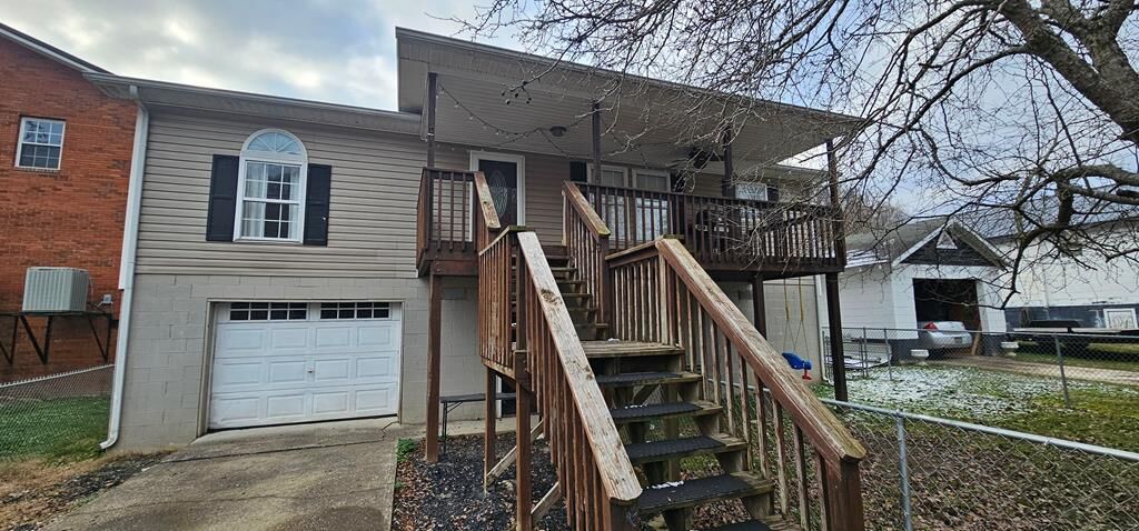 Property Photo:  39 Hale Ave  KY 41231 