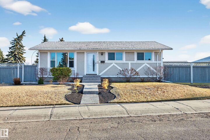 Property Photo:  15231 119A Street NW  AB T5X 1K9 