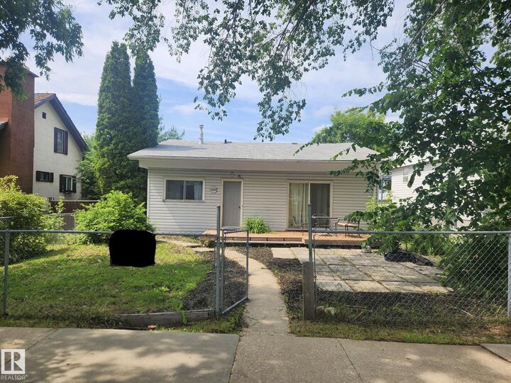 5128 52 Street — photo 1