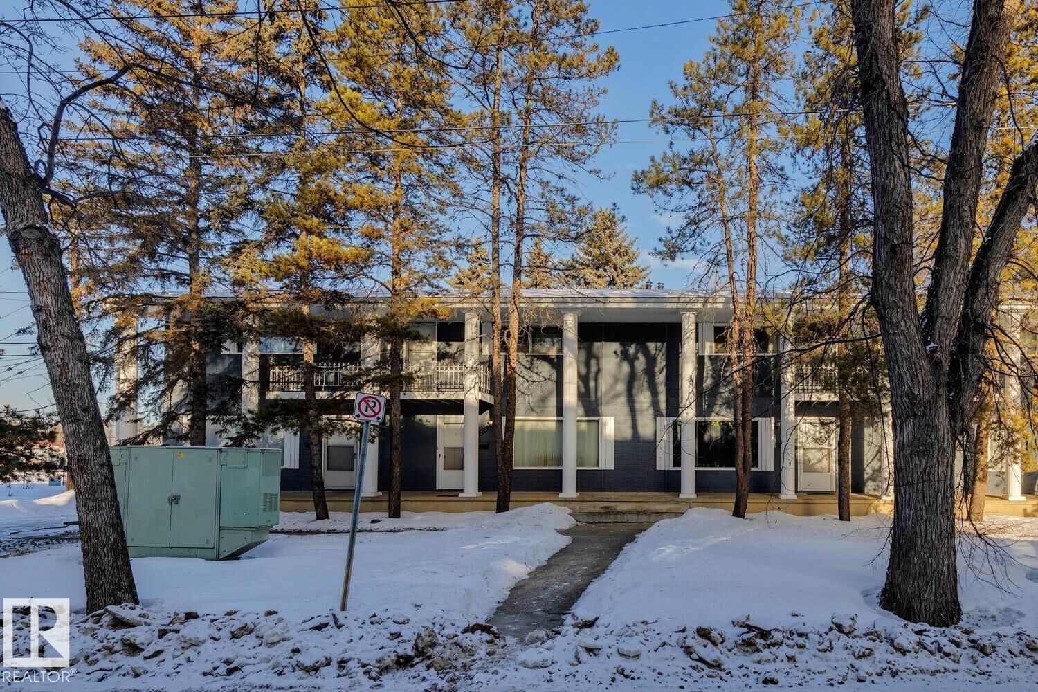 Property Photo:  14208 14210 103 Avenue NW 14204  AB T5N 0S8 