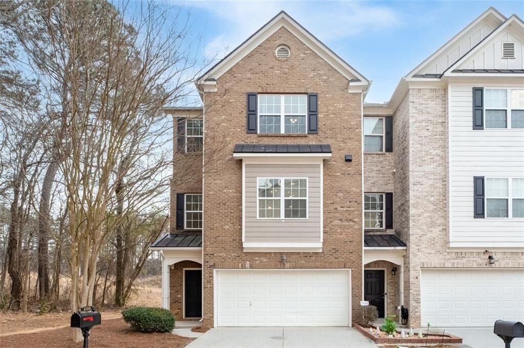 Property Photo:  2100 Tidal Cove  GA 30043 