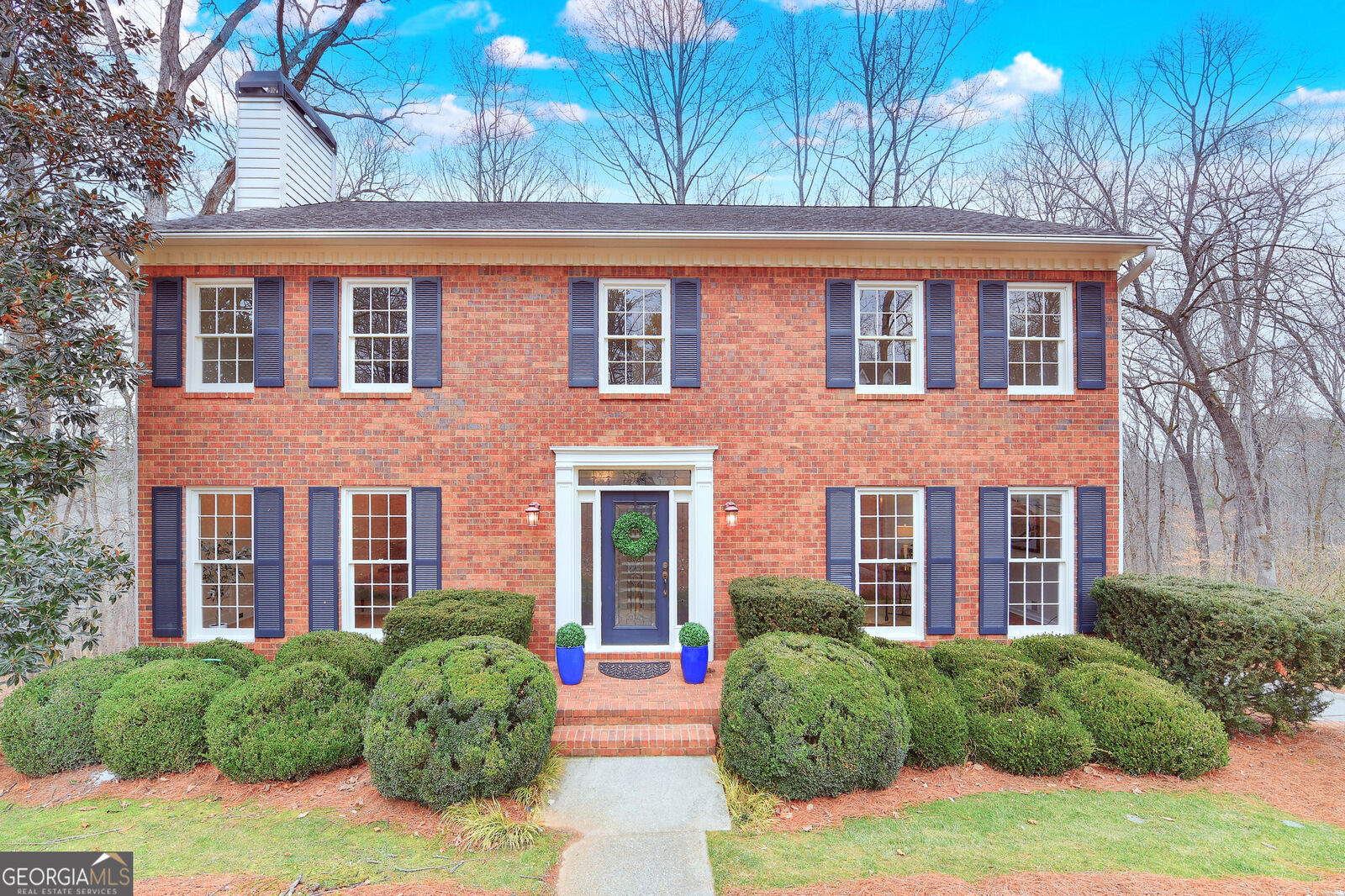 Property Photo: 8155 Willow Tree Way GA 30005