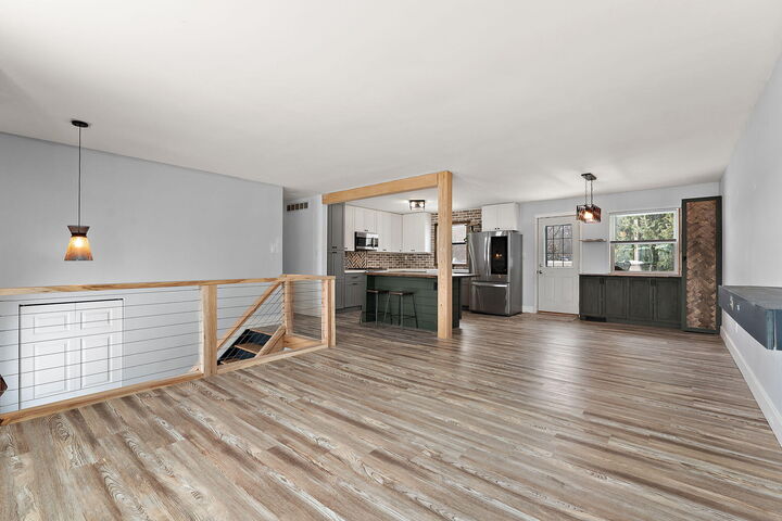 Property Photo: 624 N 50 IN 46385