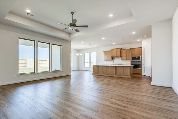 Property Photo: 494 Hunters Crossing TX 77474