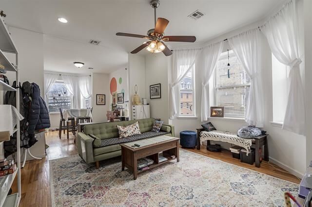 Property Photo:  977 Summit Ave 2  NJ 07307 