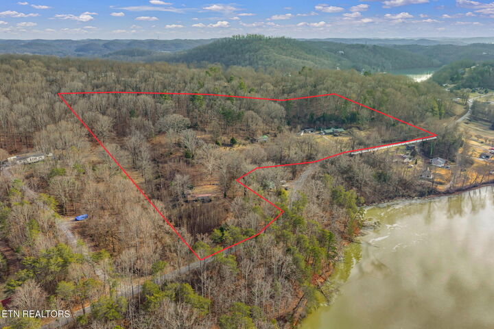 Property Photo:  2410 Sugar Grove Valley Rd  TN 37748 