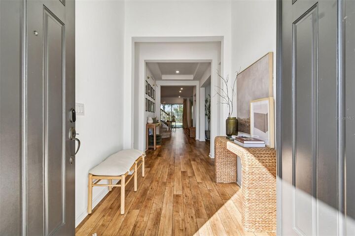 Property Photo:  13816 Sharp Hawk Drive  FL 33569 