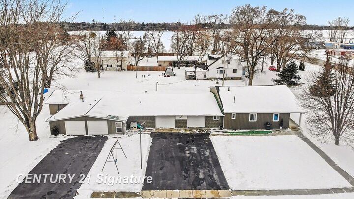 Property Photo: 14815 Gratiot Road MI 48626