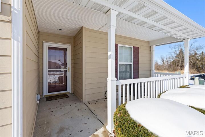 Property Photo:  102 Hawk Nest Court  MO 63084 