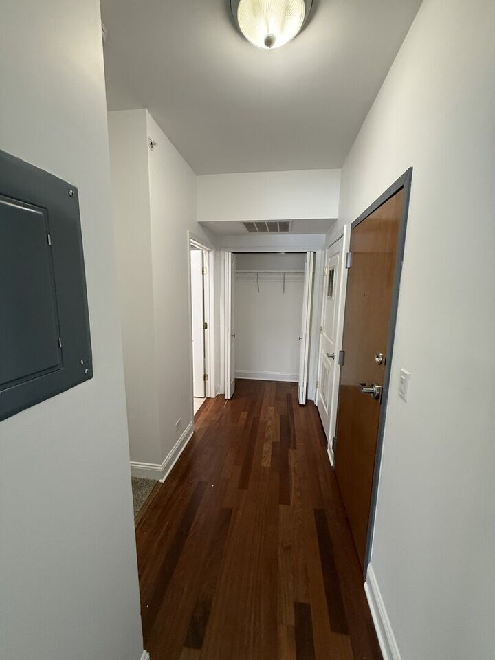 Property Photo:  6961 Vine Street 303  IL 60525 