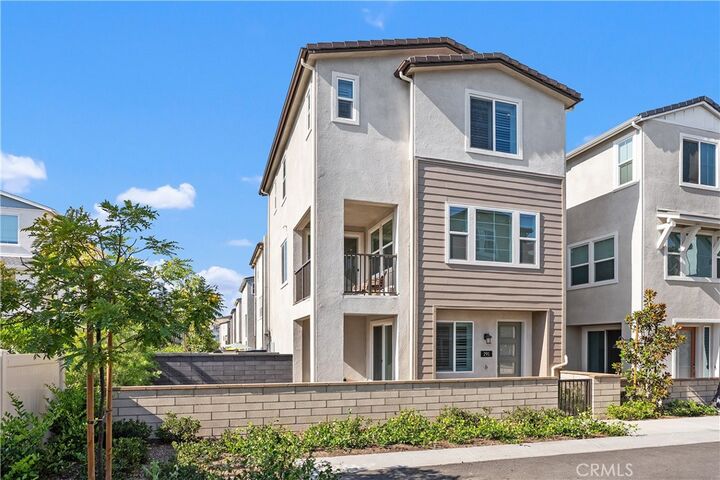 Property Photo:  291 Heartland Way  CA 92694 