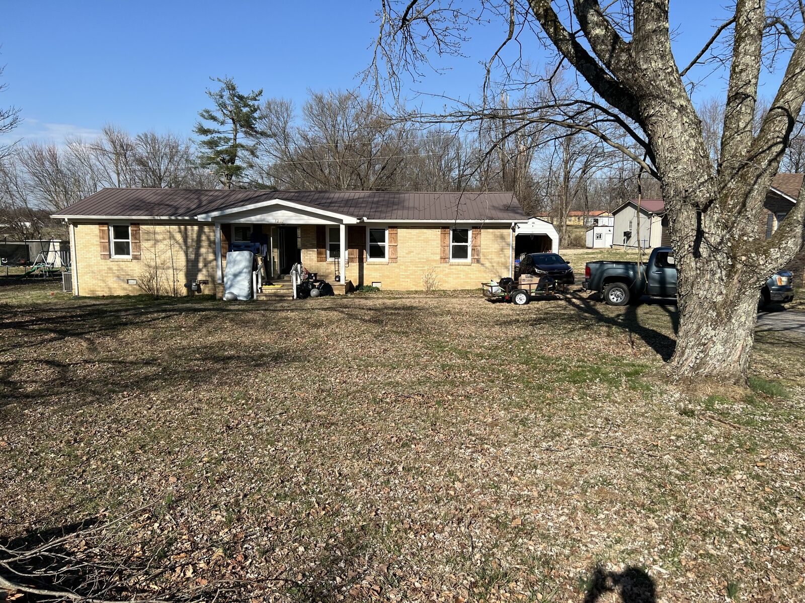 Property Photo: 1207 Sullivan Dr TN 37083