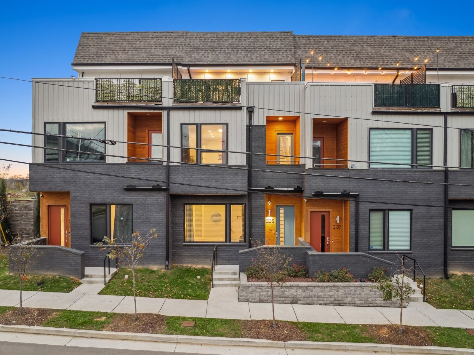 Property Photo:  2135 24th Ave N  TN 37208 