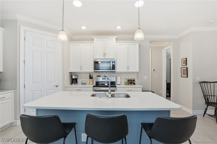 Property Photo: 28378 Captiva Shell Loop FL 34135