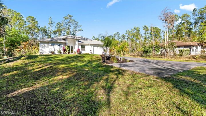 Property Photo: 569 Desoto Boulevard S FL 34117