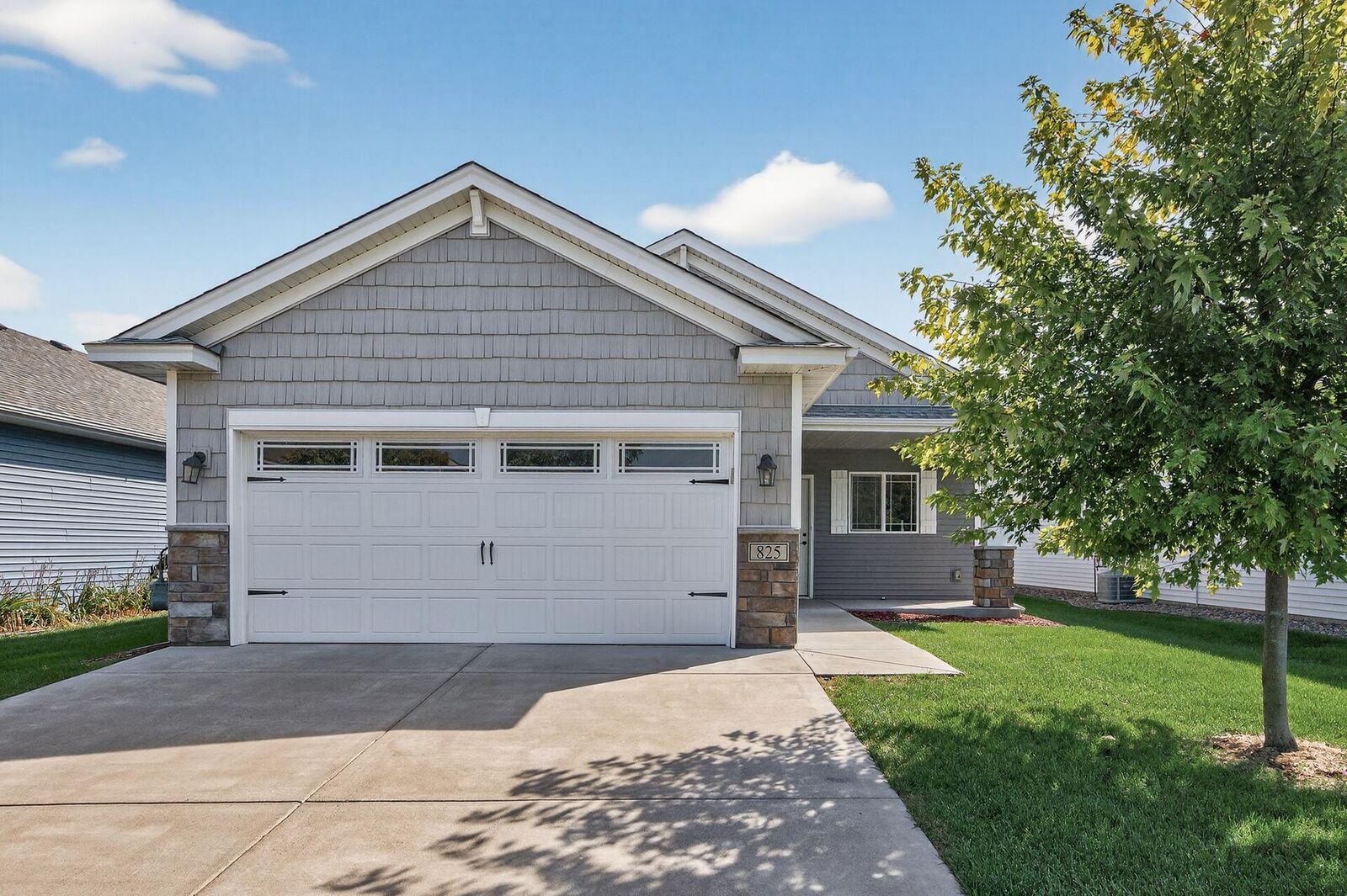 Property Photo:  825 Golden Way NW  MN 55040 