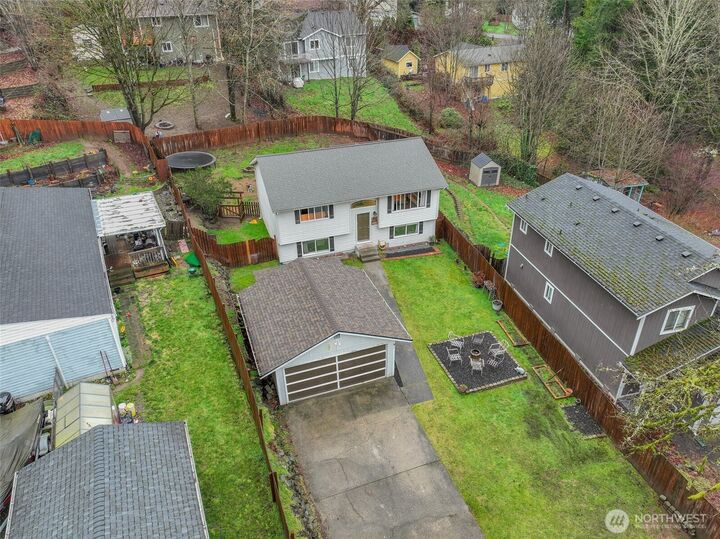 Property Photo:  60 NE Lorrain Court  WA 98528 