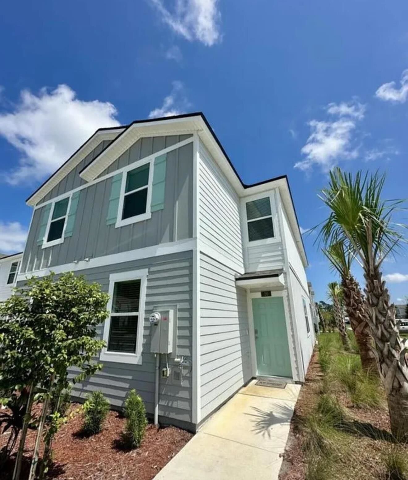 Property Photo:  20 Palmetto  FL 32095 