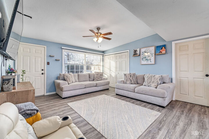 Property Photo: 2729 Southwestern Avenue TX 76904