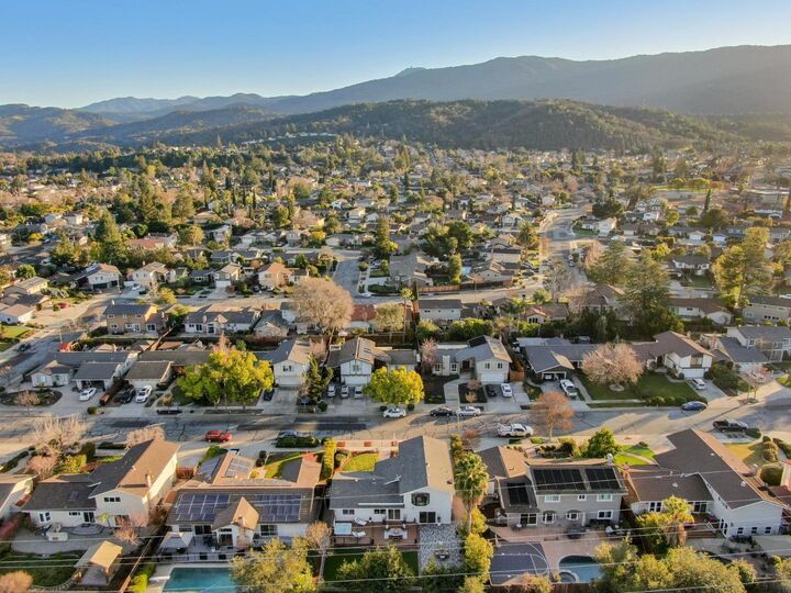 Property Photo:  1467 Nesbit Court  CA 95120 