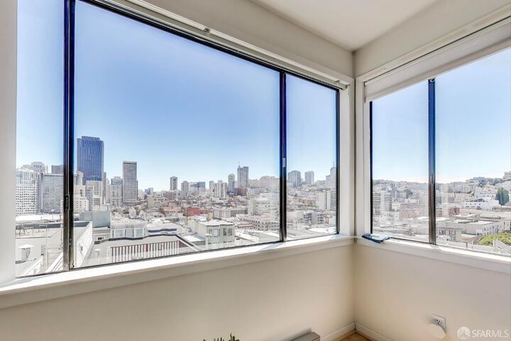 Property Photo:  1217-1219 Kearny Street  CA 94133 