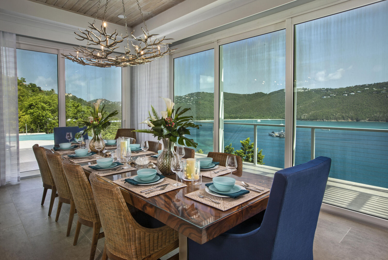 Property Photo:  10-3-5 Peterborg Gns  VI 00802 