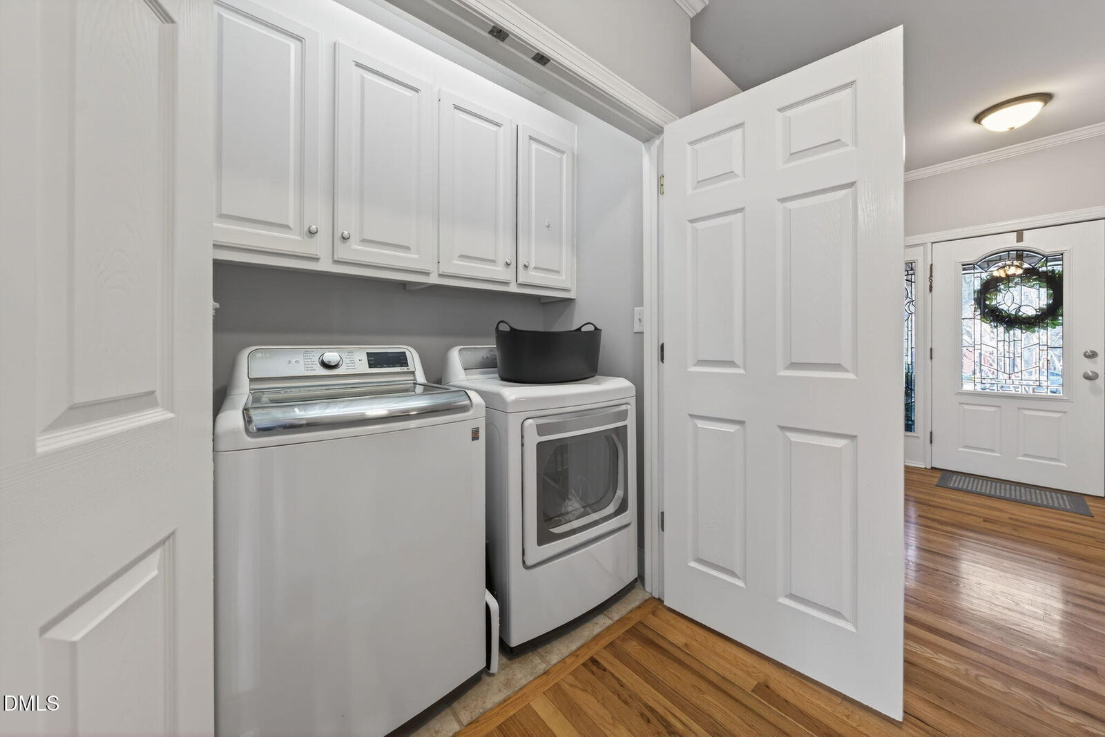 Property Photo:  1990 N Tansea Court  NC 27526 