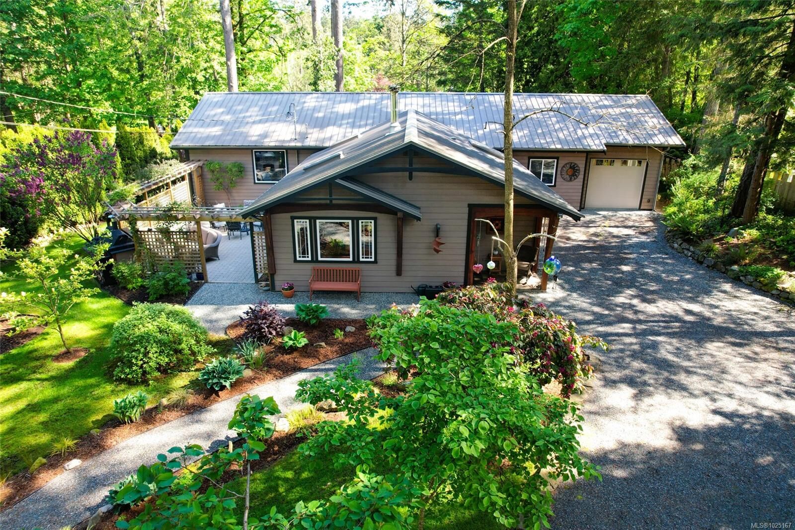 Property Photo:  1126 North Rd  BC V0R 1X3 