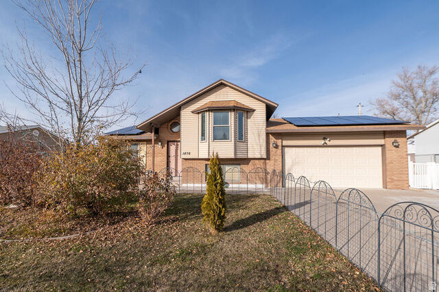 Property Photo:  1876 W 2400 S  UT 84075 