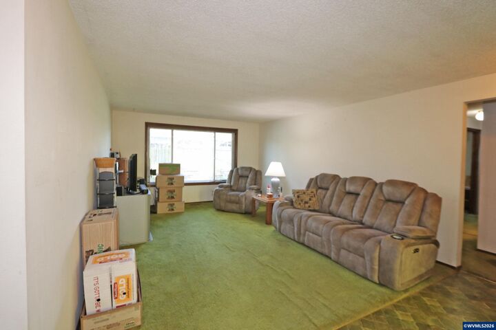 Property Photo:  495 Buckboard Ct SE  OR 97317 