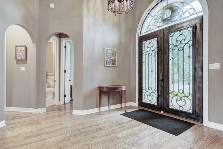 Property Photo:  1304 Brians Meadow Cove  TX 78746 